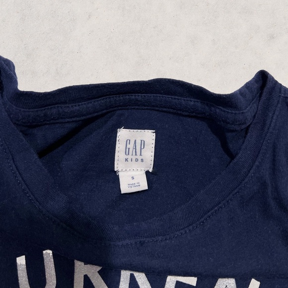 Gap Kids Girls Reversible Sequin Short Sleeve Shirts- Size Small (6/7) - Picture 3 of 7